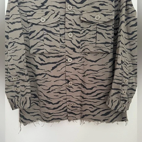 Pistola Tiger Utility Shirt Jacket Medium Animal Print Frayed Hem Anthropologie - Picture 9 of 10